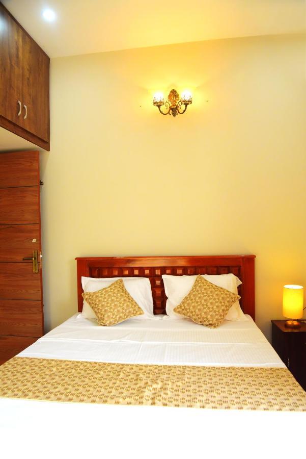 Sri Apartment 2Bhk For Familys Couples Parking A2 Pondicherry Exterior foto